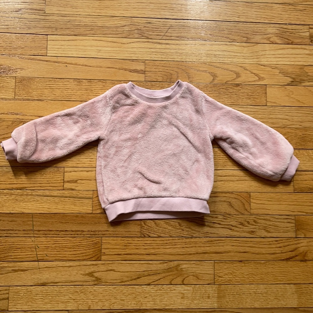 EC Harper Cranyon fuzzy sweatshirt - Size 2T